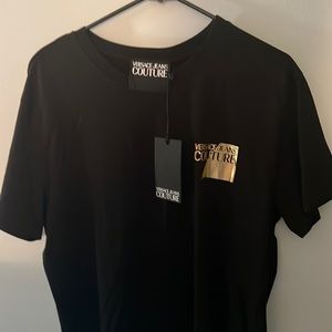 This is a xl Versace couture tee